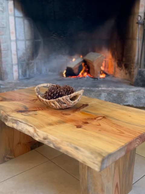 Mesa ratona en pino marítimo
